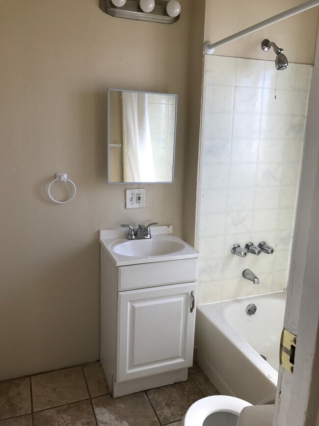 1960 38th Avenue, Oakland, CA 94601 photo 5