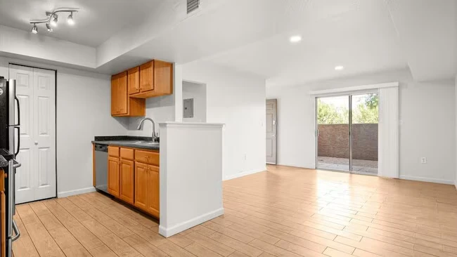 5877 N Granite Reef Rd Scottsdale, AZ 85250 photo 3