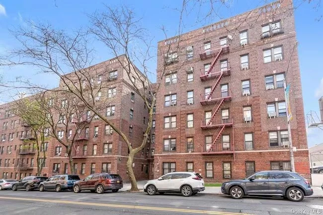 43-33 48th St Queens, NY 11104 photo 5