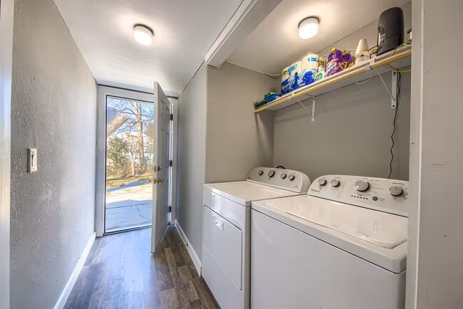 427 E Southcross Blvd San Antonio, TX 78214 photo 4