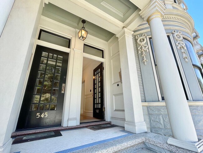 547 Buena Vista Avenue West, San Francisco, CA 94117 photo 5