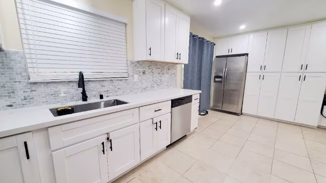 6342 Plaza Cuernavaca San Diego, CA 92114 photo 5