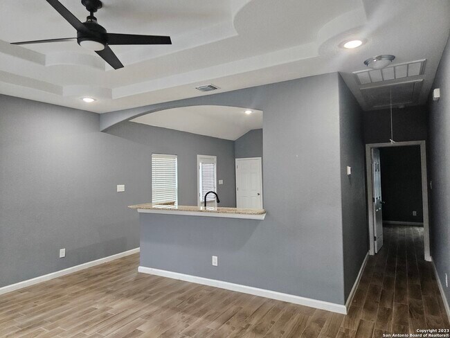 1308 Aransas Ave San Antonio, TX 78210 photo 4