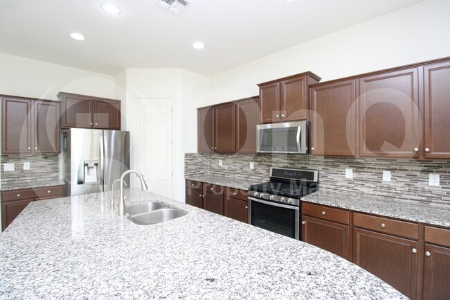 1863 E Canyon Way Chandler, AZ 85249 photo 2
