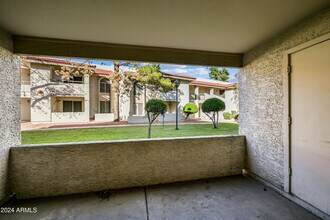 10610 S 48th St Phoenix, AZ 85044 photo 5