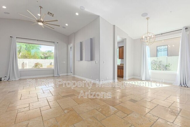 18857 N 90th Way photo 2