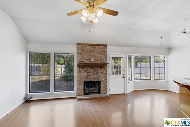 917 Filly Ln Temple, TX 76504 photo 4