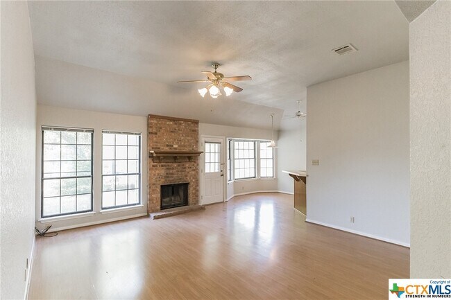917 Filly Ln Temple, TX 76504 photo 3