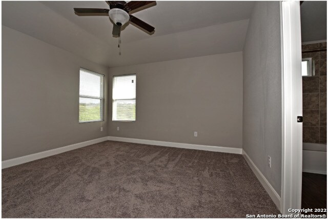 6311 Melanzane Ave San Antonio, TX 78233 photo 4