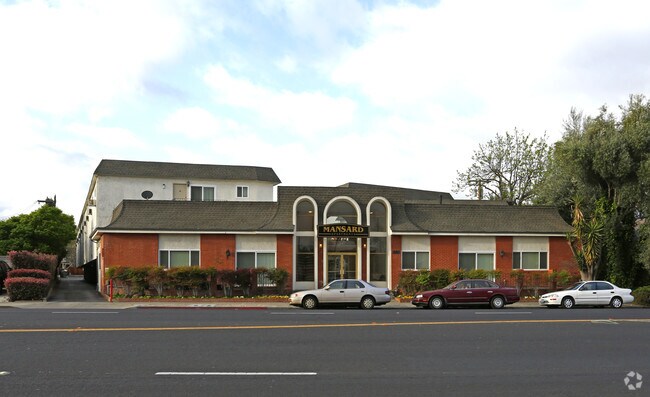 Mansard Apartments photo 2