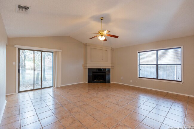7751 Autumn Park San Antonio, TX 78249 photo 5
