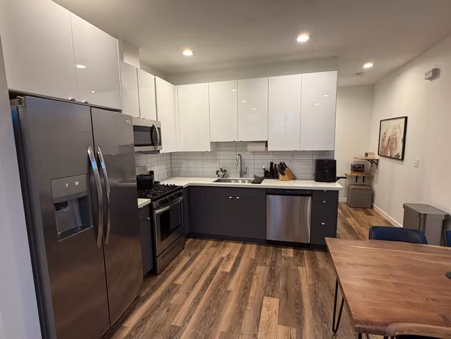 5455 25th Ave SW Seattle, WA 98106 photo 3