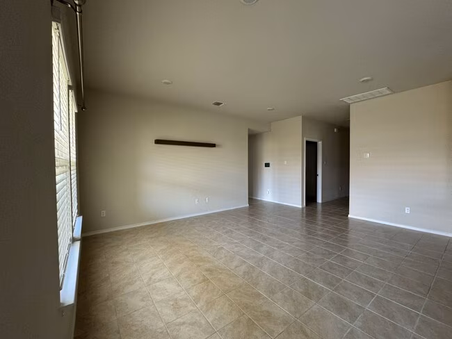 5913 Harriet Tubman Ave Killeen, TX 76543 photo 4