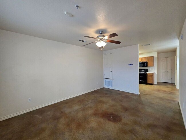 1305 Cavalry Ln Killeen, TX 76549 photo 4
