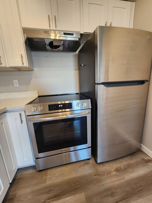7626 Pacific Ave Tacoma, WA 98408 photo 4