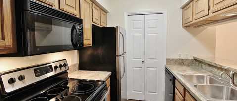2115 St Michaels Dr Arlington, TX 76011 photo 4