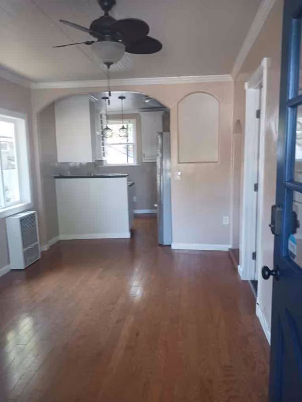 3085 Roosevelt St Carlsbad, CA 92008 photo 4