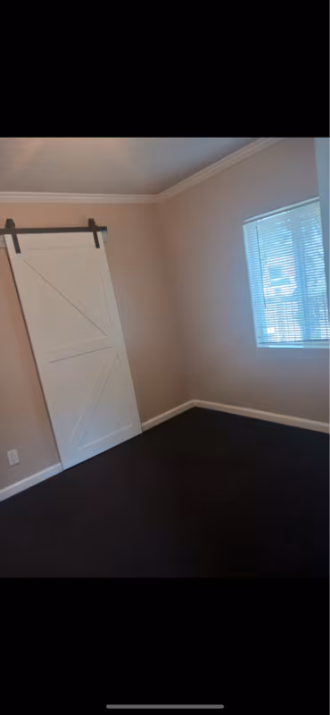 3085 Roosevelt St Carlsbad, CA 92008 photo 5