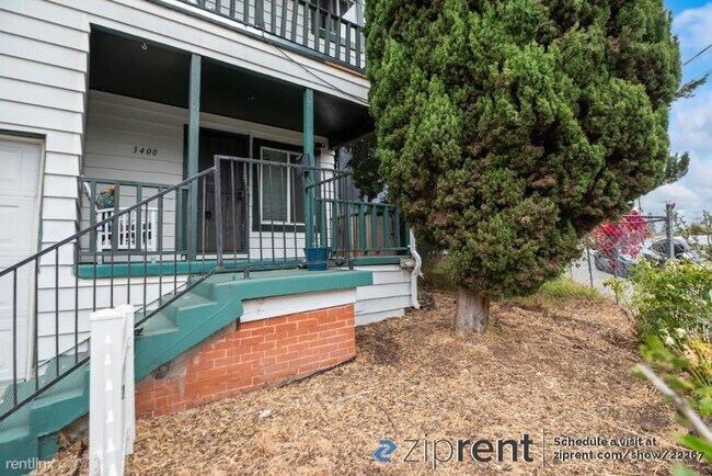 3404 Delaware St photo 3