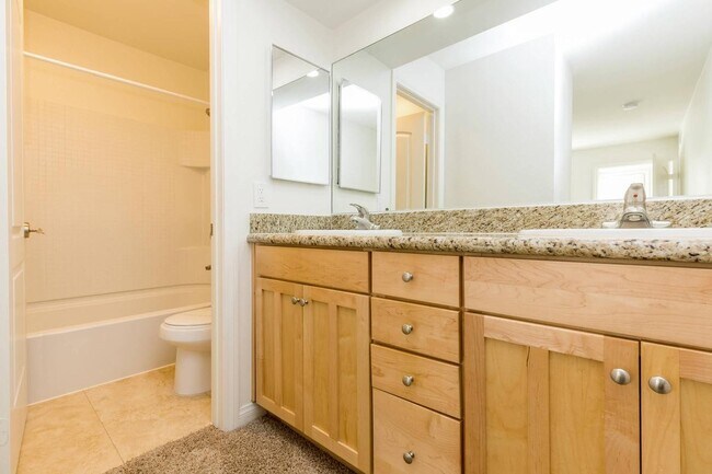 Citrus Court Apartments photo 4