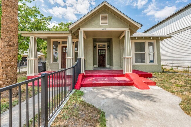 417 Paschal St San Antonio, TX 78212 photo 2