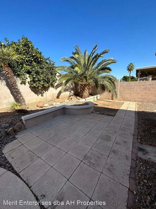 2762 E Harwell Rd Gilbert, AZ 85234 photo 2