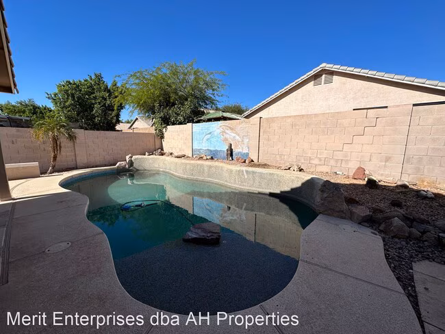 2762 E Harwell Rd Gilbert, AZ 85234 photo 3