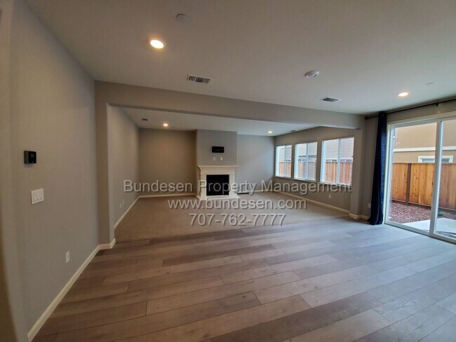 5137 Kolton Pl Rohnert Park, CA 94928 photo 3