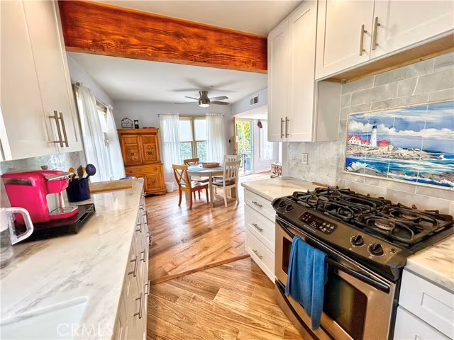 258 W Escalones San Clemente, CA 92672 photo 5