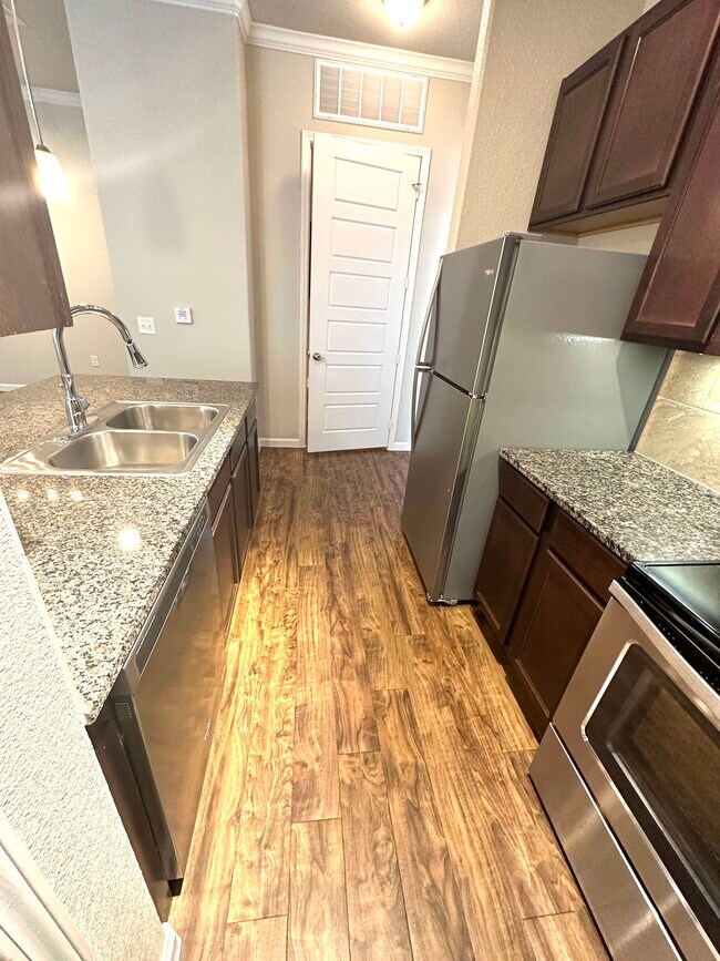27040 US-380 Aubrey, TX 76227 photo 4