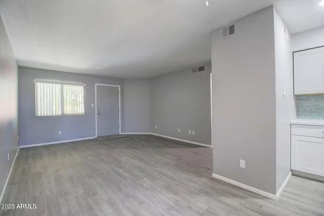 2220 W Dora St Mesa, AZ 85201 photo 4