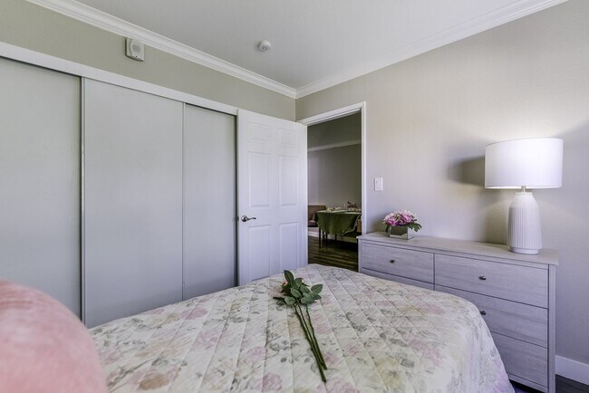 San Leandro Senior Living photo 5
