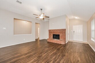 4701 Palm Ridge Drive, Fort Worth, TX 76133 photo 4