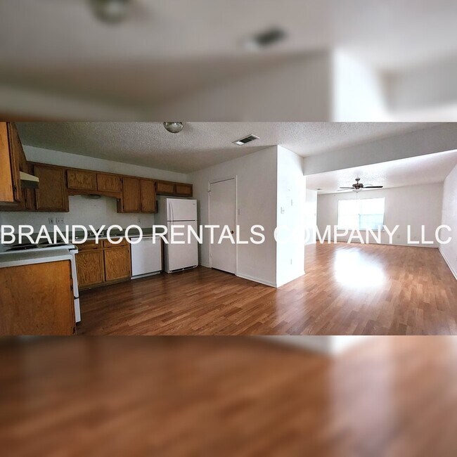 901 Clairidge Ave Killeen, TX 76549 photo 5