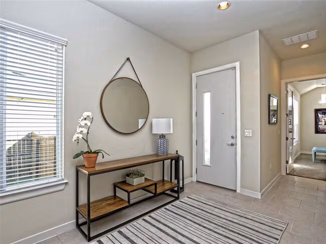 7224 Cardinal Bloom Loop Austin, TX 78744 photo 5