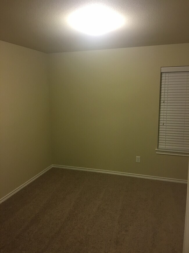2808 Adams Fall Lane, Fort Worth, TX 76123 photo 4