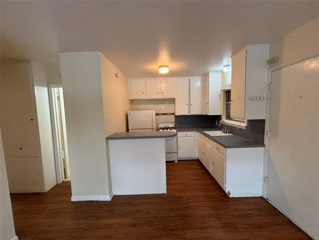 1212 West 13 Street, Austin, TX 78703 photo 3