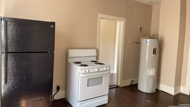 202 Chicago Blvd San Antonio, TX 78210 photo 3