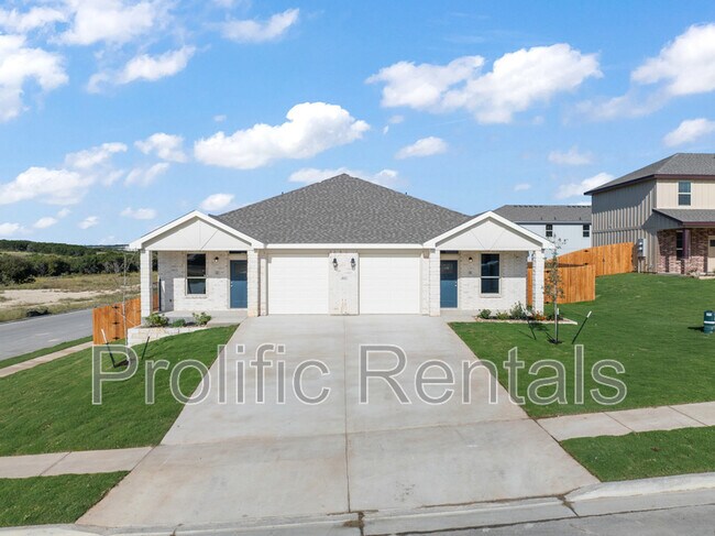 103 Levi Ct Copperas Cove, TX 76522 photo 2