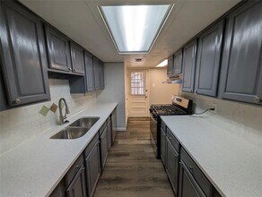 818 Calvin Dr Garland, TX 75041 photo 5