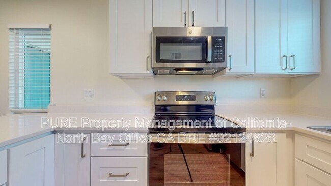 7359 Boris Ct Rohnert Park, CA 94928 photo 4
