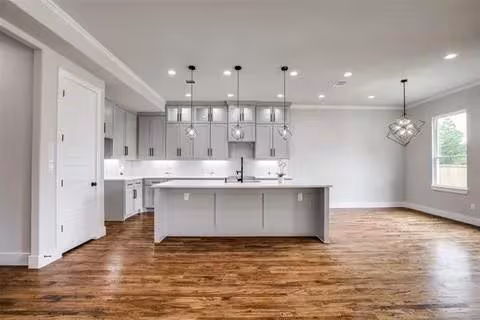 1702 Seevers Avenue, Dallas, TX 75216 photo 4