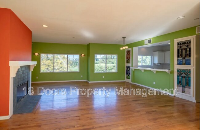 1352 24th St San Diego, CA 92102 photo 2