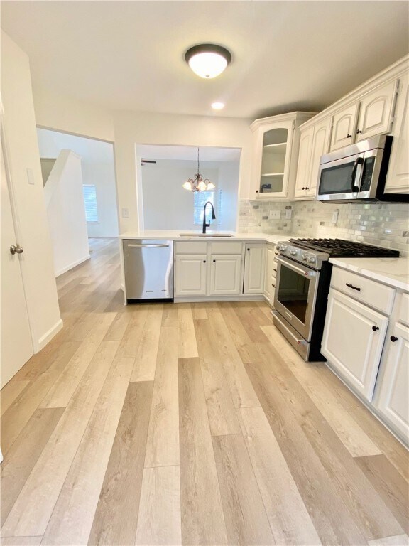 5703 Kayview Dr Austin, TX 78749 photo 5