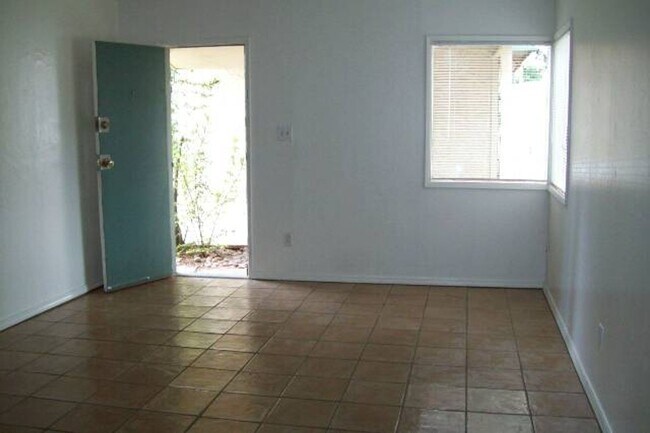 ✨ 1 Bed 1 Bath in Tempe photo 5