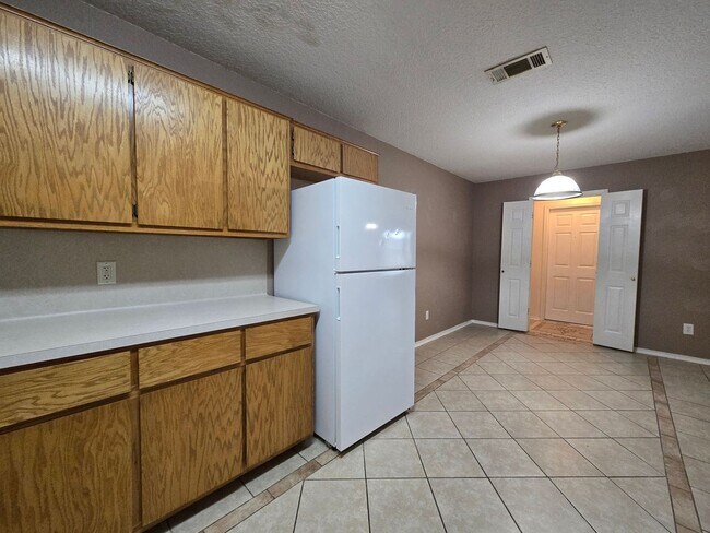 2710 Alma Dr Killeen, TX 76549 photo 5