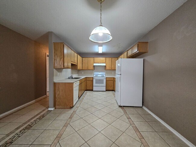 2710 Alma Dr Killeen, TX 76549 photo 3