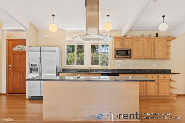 2085 Sandalwood Court, Palo Alto, CA 94303 photo 4