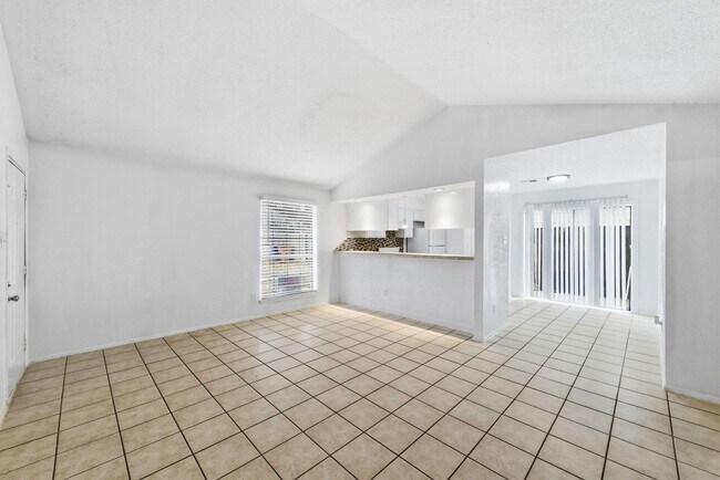 5619 Jacaranda Drive, Austin, TX 78744 photo 4