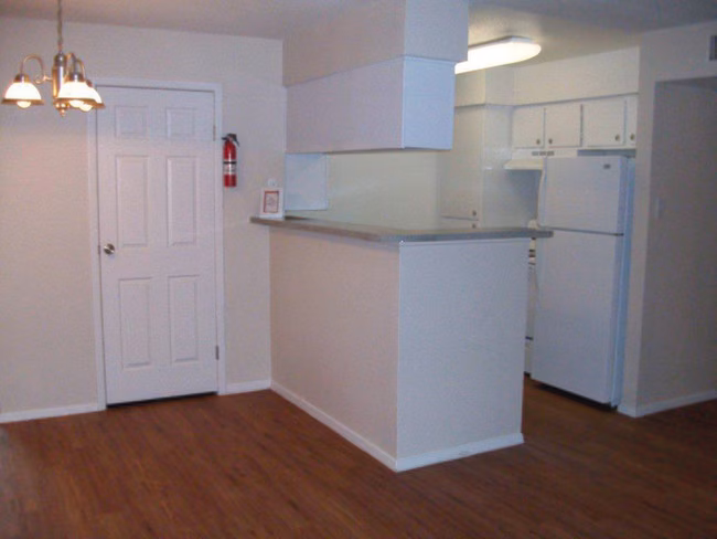 Forest Pointe photo 5